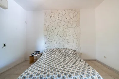 Geräumiges Ferienhaus in Francavilla mit Pool