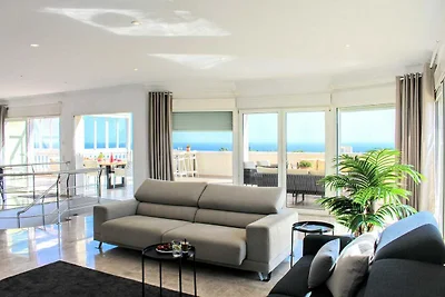 Villa mit beheiztem Pool