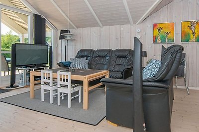 Modernes Ferienhaus mit Sauna in Bjert