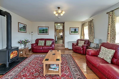 Cottage bij Cardigan Bay met bubbelbad