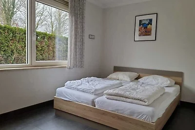 Ferienhaus für zwei Personen für 8 in...