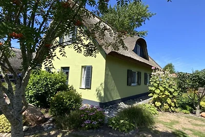 Ferienhaus in Putgarten mit Barbecue