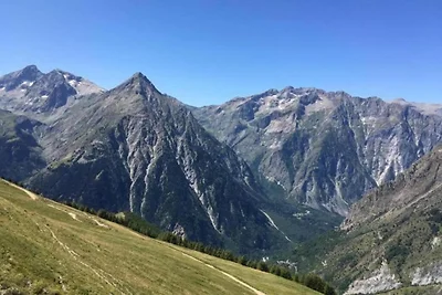 Studio in Les 2 Alpes near Ski Slopes