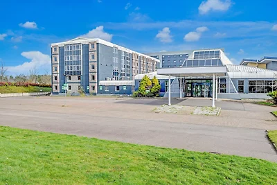 Brentwood Aberdeen City Centre | Camera...