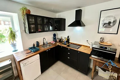 Wohnung in Le Mont-Dore mit Whirlpool