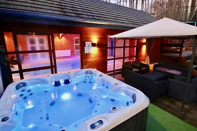 Luxuriöses Ferienhaus in Stoumont mit...