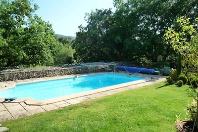 Villa in Luberon met Zwembad en Jacuzzi