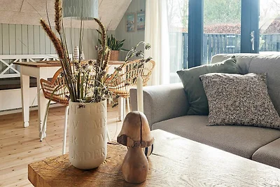 Modernes Kustenrefugium in Eno-By Traum