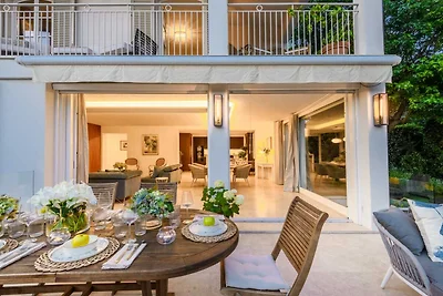 Moderne villa op het Toscaanse platteland