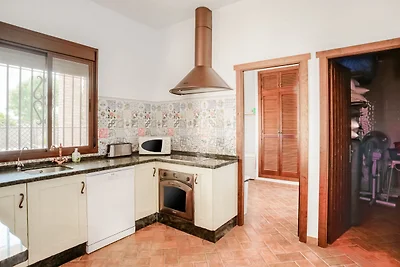 Villa mit beheiztem Pool am Strand von...