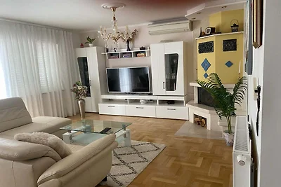 Villa Apartments Babaja - Studio Apartment wi...
