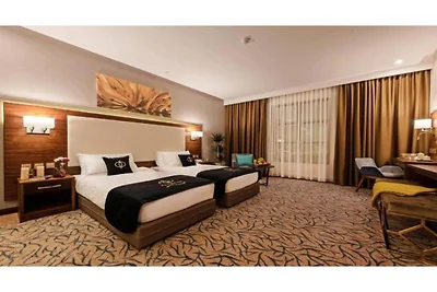 Deluxe-Zimmer mit Kingsize-Bett, Sonntag,...