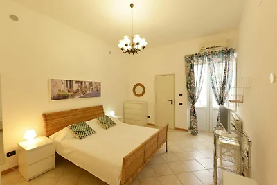 Casa vacanze con piscina privata, Floridia