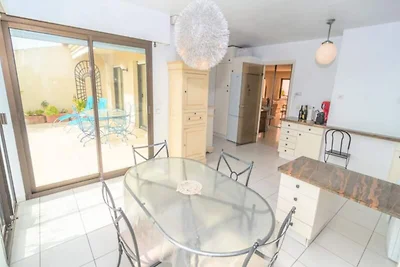 Terrasse mit Panoramablick auf das Meer...