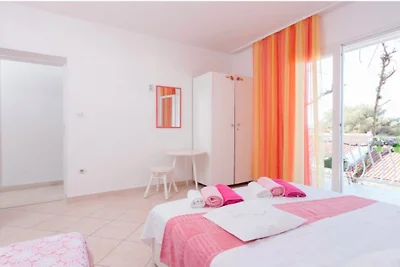 Apartments Lili Two Bedroom Apartment Sea...