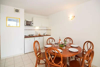 Apartamento junto al campo de golf con...