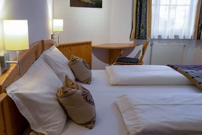 Ferienwohnung mit 2 Schlafzimmer