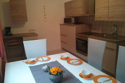 Ferienwohnung in Vöhl mit Schwimmbecken