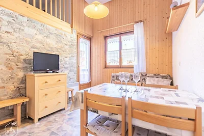 In der Nähe des Freizeitzentrums mit Terrasse