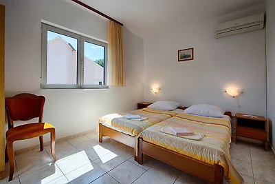 Apartment mit 1 Schlafzimmer und Balkon