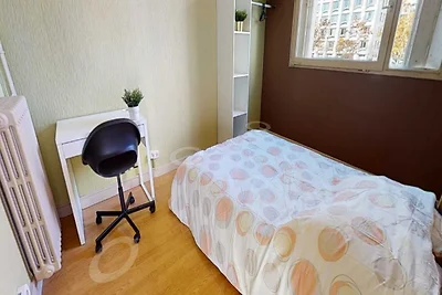 Privatzimmer in einer Wohngemeinschaft – Lyon...