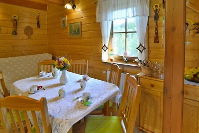 Ferienhaus am See, privater Garten, Oswino