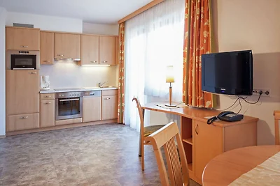 Schönes Appartement mit Terrasse in Tirol