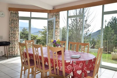 Haus mit privatem Pool und schöner Aussicht