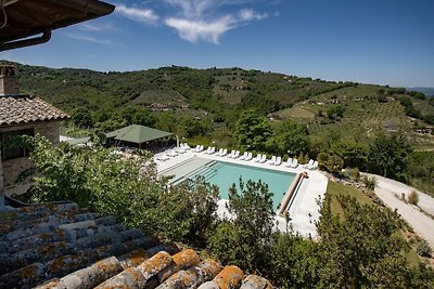 Schöne Wohnung in Passaggio di Bettona mit...