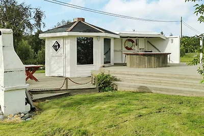 6 Personen Ferienhaus in Meløy