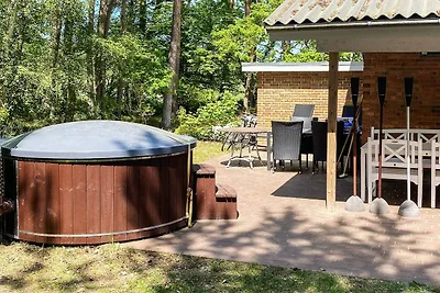 8 Personen Ferienhaus in Aakirkeby