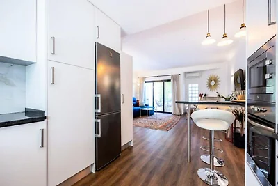 Villa in Ferragudo nahe Caneiros Strand