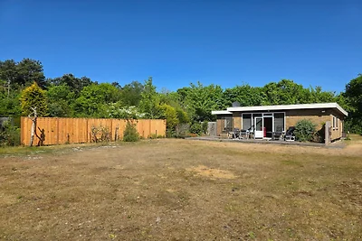 Bungalow für 6 Personen mit sehr großem Garte...