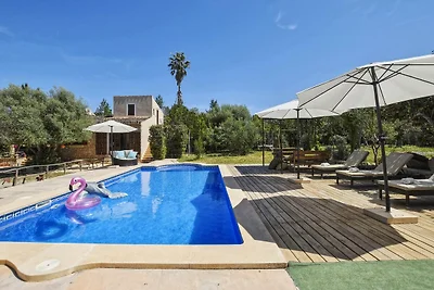 Schönes Ferienhaus mit privatem Pool