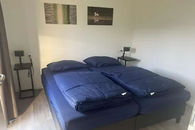Chalet am Wasser im Antwerpener Kempen