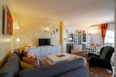 Villa in Nerja mit Meerblick-Terrasse