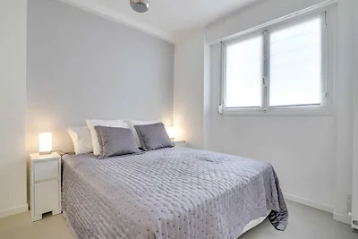 Schöne und gemütliche Wohnung mit Terrasse 4p...
