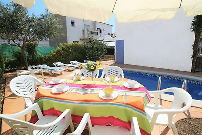 Villa mit Seeblick und privatem Pool