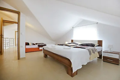 Apartments Kapetan - One Bedroom Apartment wi...