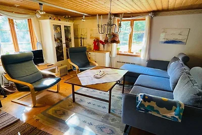 4 Personen Ferienhaus in HALLABRO-By Traum