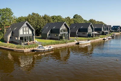 Watervilla Fiif in Friesland mit zwei Zimmern