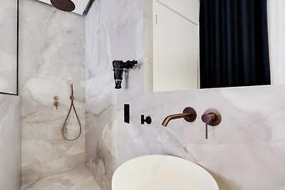 Intimes Privatzimmer – 2P – Les Halles