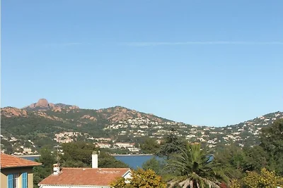 Ferienwohnung in Agay mit Schwimmbecken