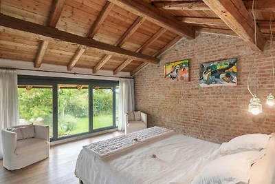 Herrenhaus in Stagno Lombardo mit Garten