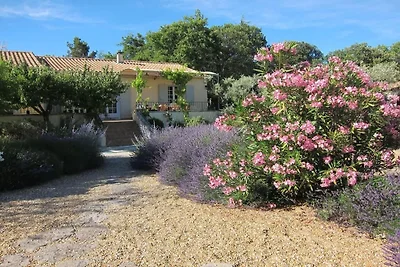 Retraite, aan het zwembad bij Cabrières...