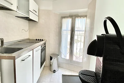 Apartment in Cannes mit hellen Innenräumen