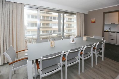 Decuman ruim familie appartement in...