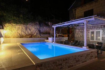 Guest House Kusalo- Double Room with Patio (S...