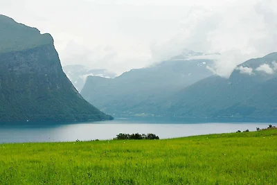 8 persone case ad isfjorden-By Traum