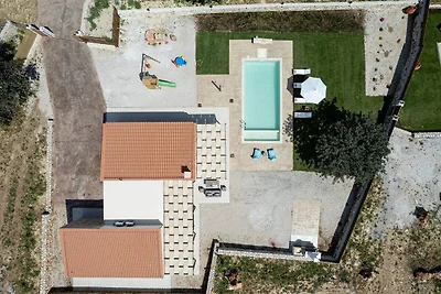 Nieuwe villa in Melidoni met zwembad